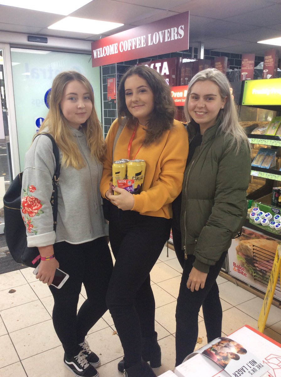 PowerforceMC50's tweet photo. Fun afternoon sampling the *NEW* Carling Black Fruit cider in Central Convenience store to the Southampton Freshers #TeamCarling @carling https://t.co/gFGt7X2z6B