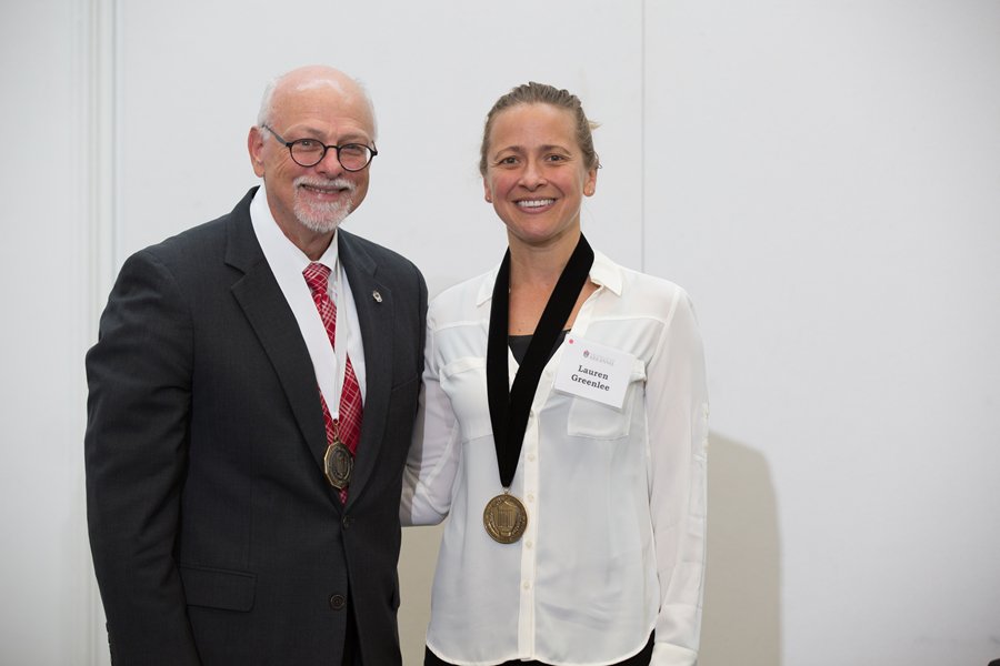 #Univ_of_Arkansas Engineering Prof Receives NSF Fellowship Award to Work on Metal-Based Catalyst #Fuel_Cells bit.ly/2wCvy8t