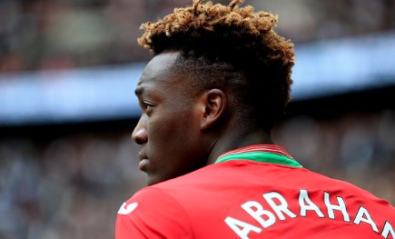 Sport_Witness's tweet photo. Victor Moses pushing for Tammy Abraham’s allegiance switch, phone call revealed https://t.co/fK5MdxBFdj https://t.co/MECEc2Mozl