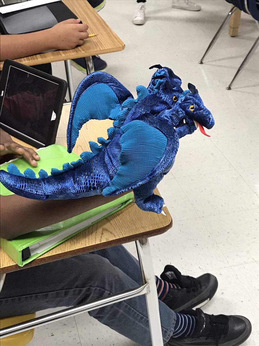 swagonslagley's tweet photo. He who has the dragon, gets to speak! #Avid #philosophicalchairs @hbprincipal @jonathanadel @nikkoleflowers1 @katsflipflops #hbmsHawk https://t.co/NLAcOXK82e