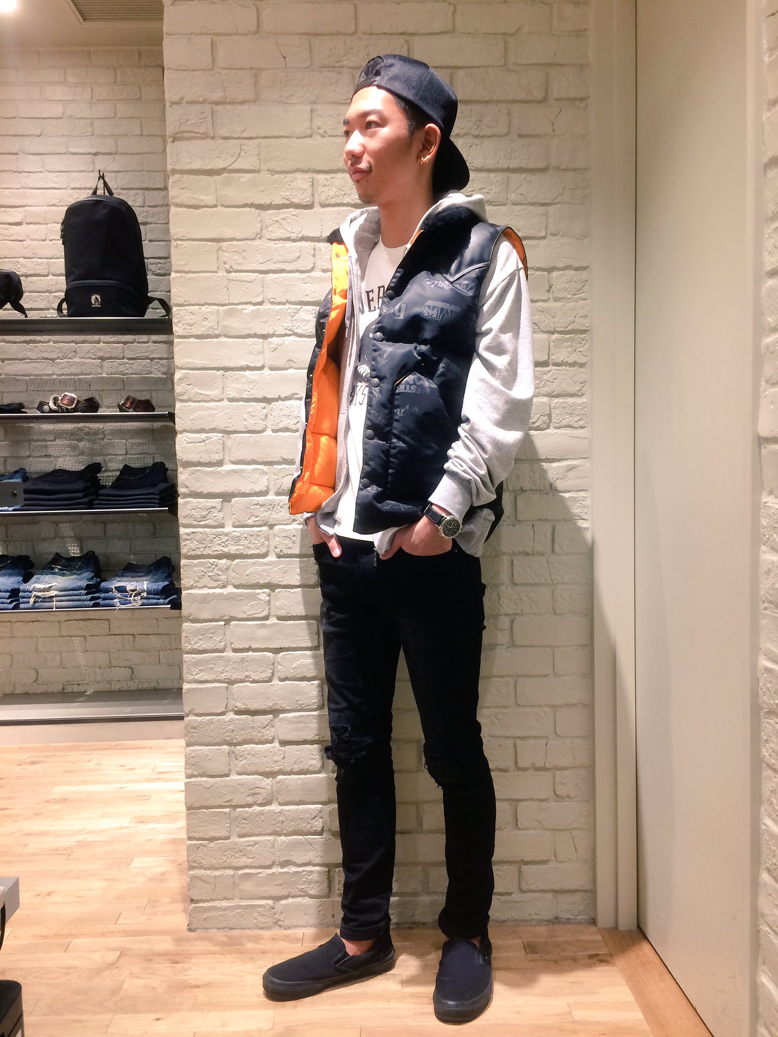 HYSTERIC GLAMOUR STORE в X: „明日発売第二弾‼️ ロッキー HYSTERIC GLAMOUR STORE в X: „明日発売第二弾‼️ ロッキー