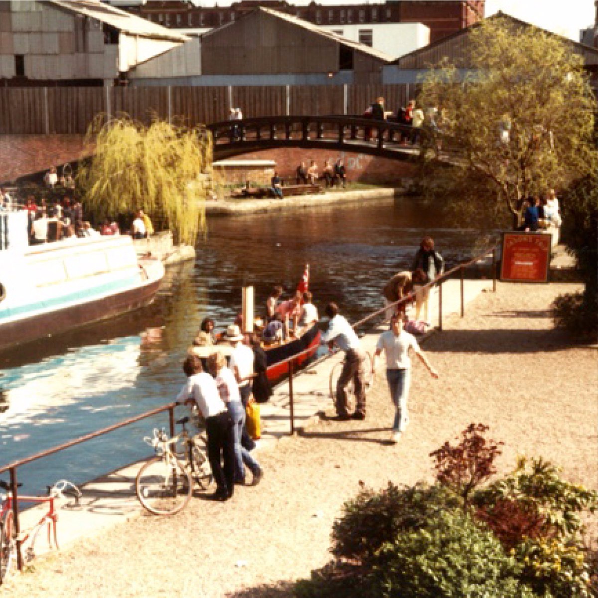 Camden Market tweet media