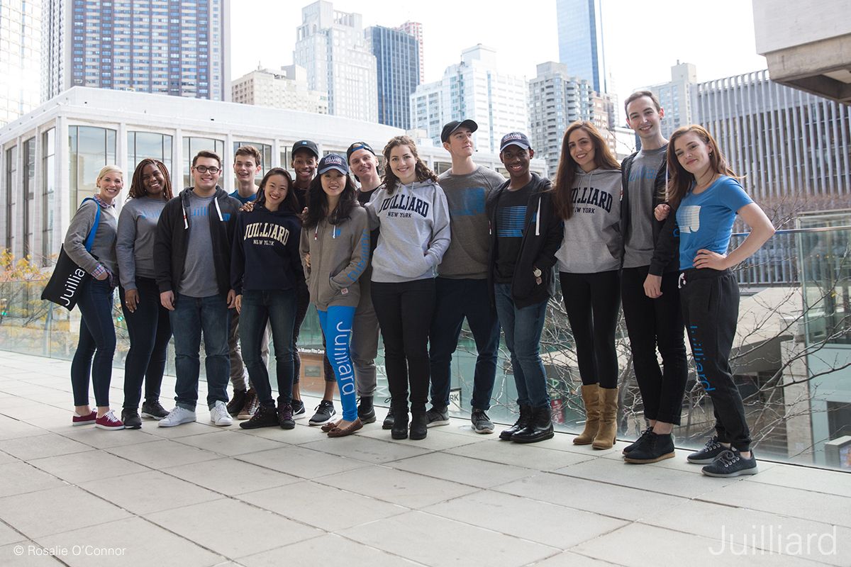 JuilliardSchool's tweet photo. Happy #WorldGratitudeDay! A big “thank you!” to our generous donors who support scholarships that make a world of difference to our students https://t.co/ZI8OF3hV45