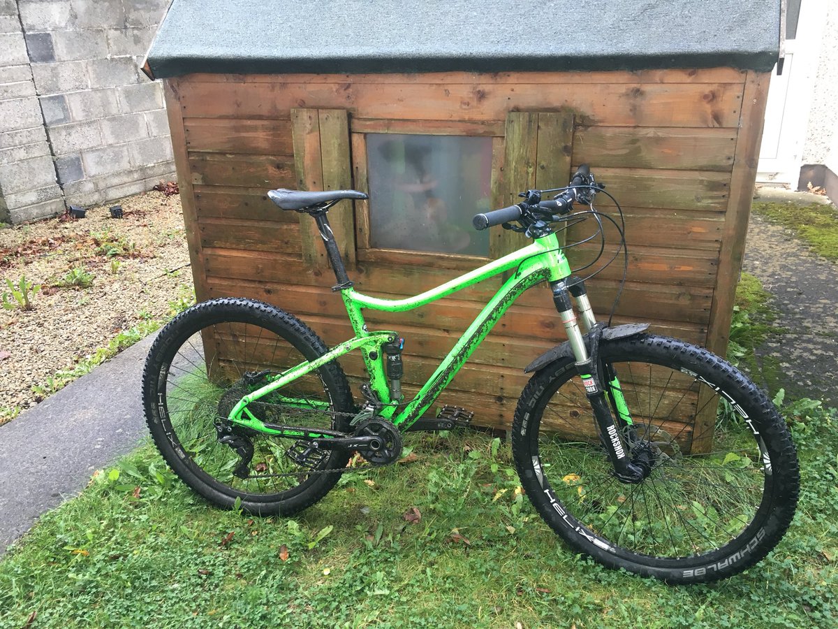 oconlan's tweet photo. It was a beautiful morning for a cross country cycle earlier. The bike and I were completely covered in mud after! #happyasapigin... https://t.co/RTunYEKYHI