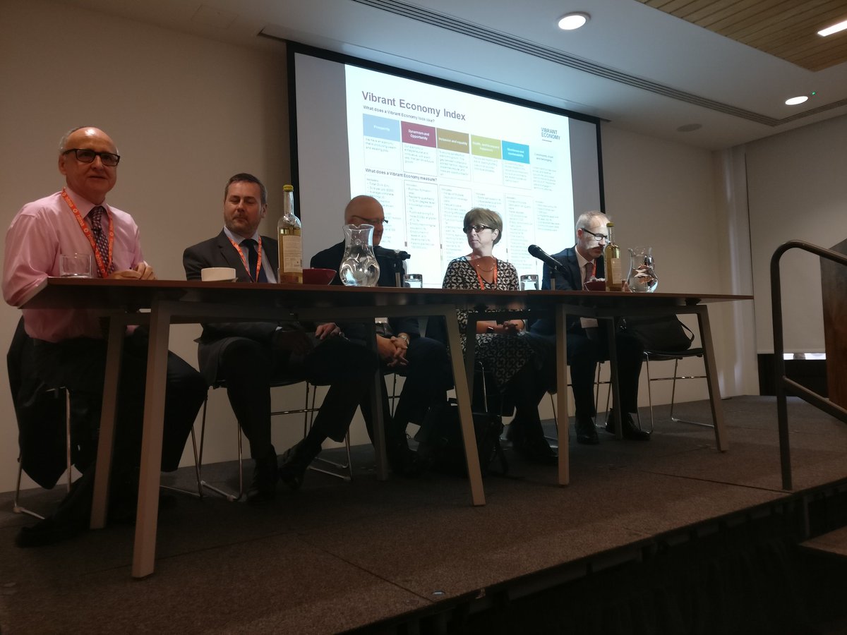 SarahAtkinson99's tweet image. Some great sessions #IntegrationConf17 @HFMA @CIPFA (including my own of course) really pushing the boundaries of thinking on system working