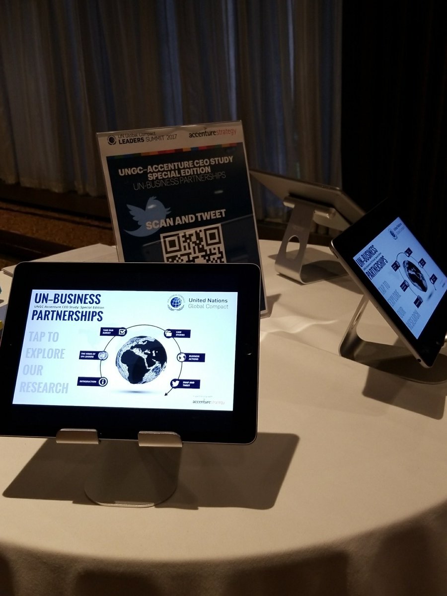 Rachel Mitchell tweet media