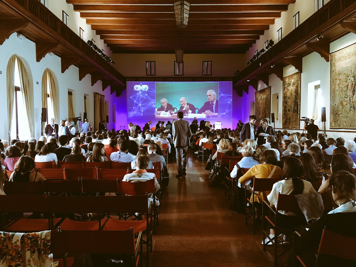 ScarpelloSerena's tweet photo. "The lives to come" begins! 13th world conference of #tfos2017 #venice @Fondaz_Veronesi @FondazioneGCini #FondazioneTronchetti https://t.co/evm4OP9rxk