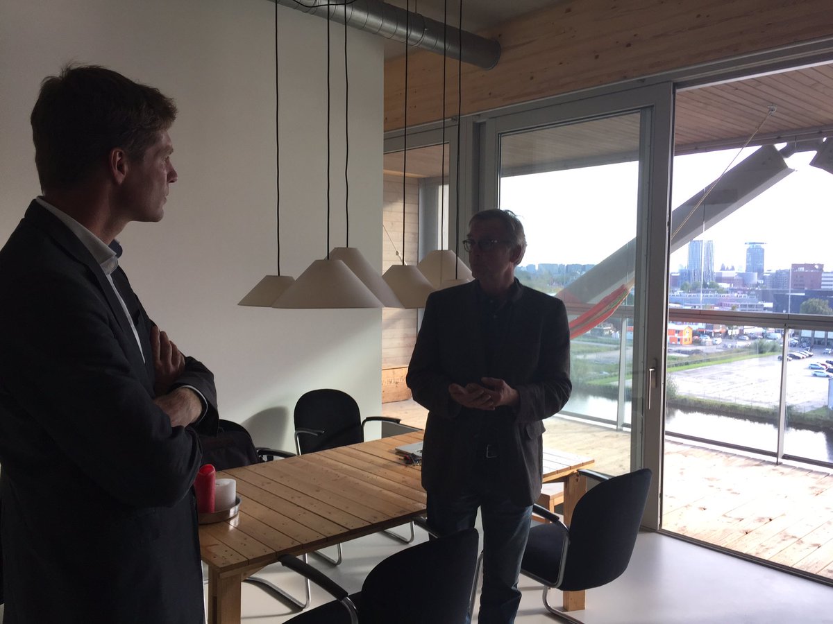 Klimaatgezant op bezoek bij #circulair #buiksloterham <a href="/projectpatch22/">Patch22</a> <a href="/duurzaam020/">Duurzaam020</a>