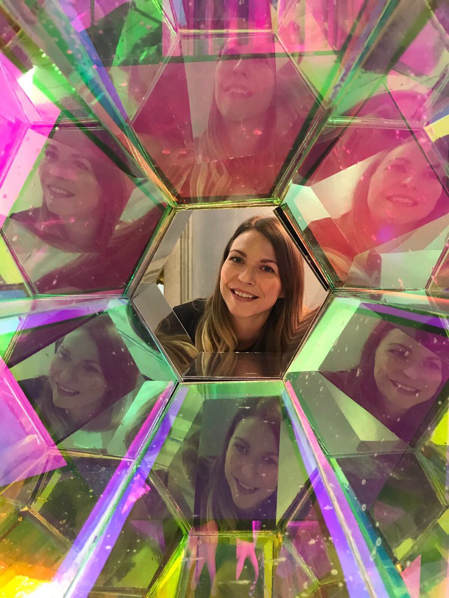 Triggerfish_Ltd's tweet photo. We are loving @SCM_Events' infinity mirror on stand E2 at #VELIVE17 #ReDiscoverScienceMuseum https://t.co/WuaaS7skhC