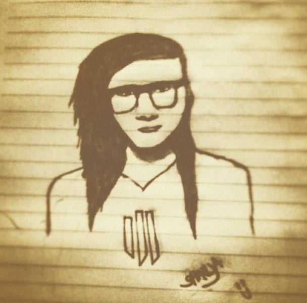 ShytSleep's tweet photo. Because he is equal to the god of EDM. #Respect #skrillex #edmlife #bass @Skrillex https://t.co/nWwixKgEds