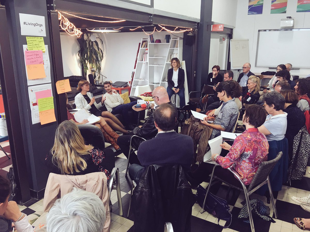 Nos intervenants de la 2eme table ronde en synthèse des idées proposées à #LivingOrgs !

Le tout à retrouver ▶️▶️ livingorgs.fr/blog/