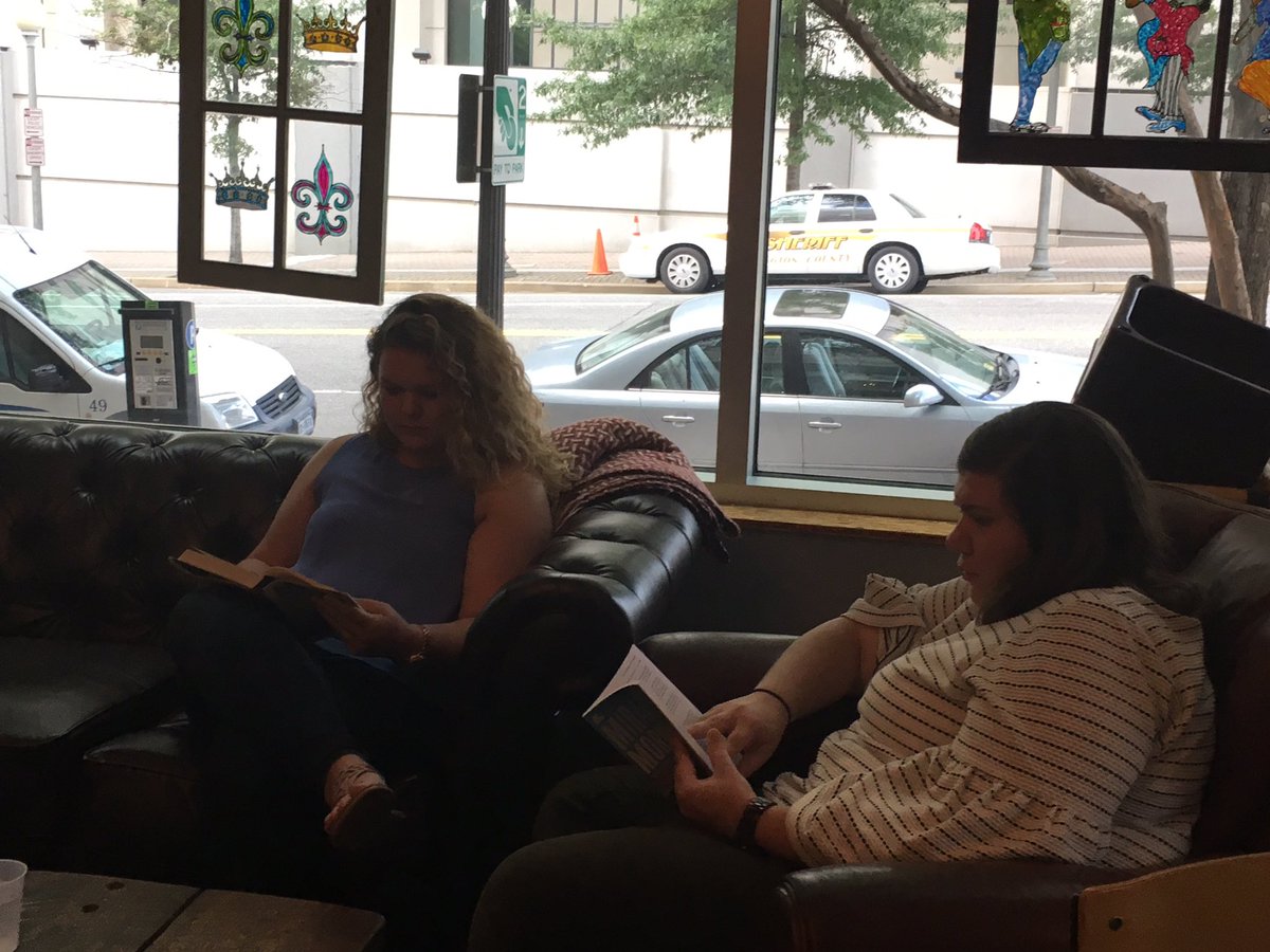 TraciSchweikert's tweet photo. @POLITICOCareers team spent quality time @BayouBakery โ๏ธcatching up on our favorite HR/Leadership reading ๐#radicalcandor #thecoaching habit https://t.co/X1JY01IrH8
