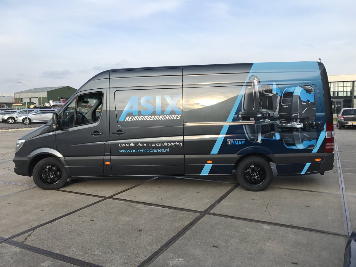 Fimapreiniging's tweet photo. Zeer mooi resultaat geleverd door @MeMoReclame Ook interesse in één van onze machines? Neem contact met ons op! https://t.co/szDw0DjmFd https://t.co/S0ZXfXwZ1N