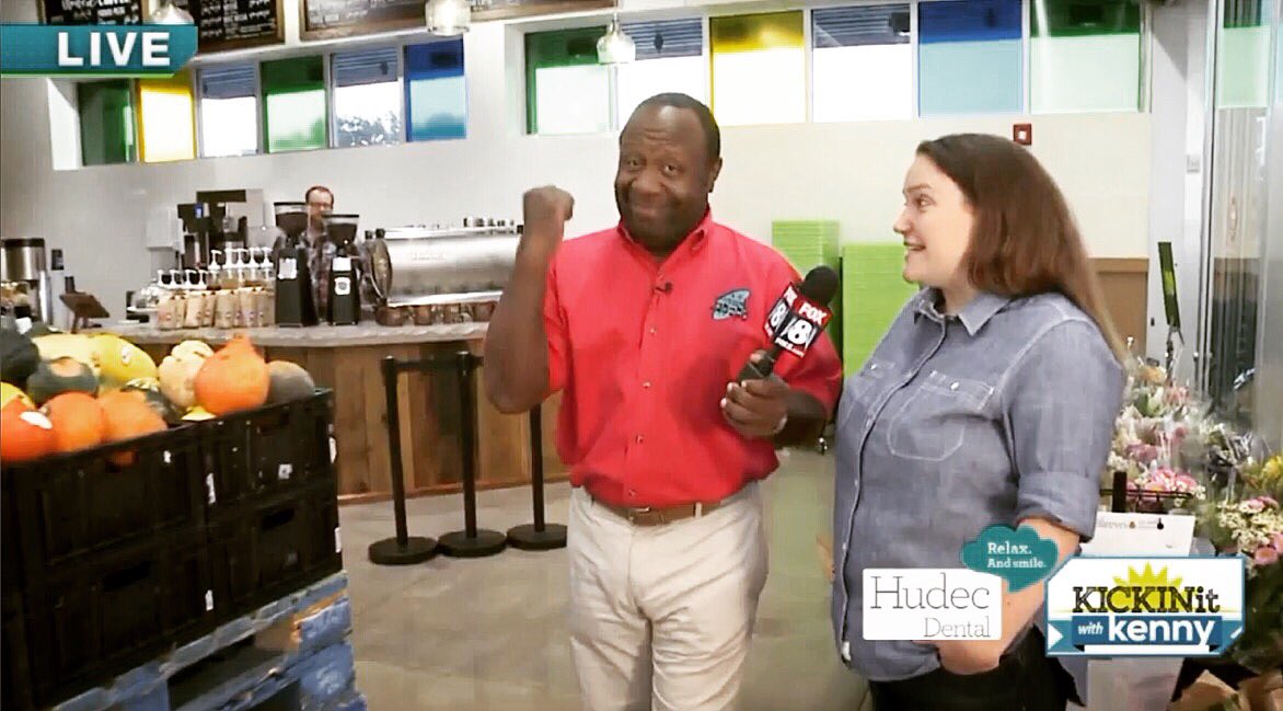 Kickin it with Kenny <a href="/365byWholeFoods/">365byWholeFoods</a> this morning! youtu.be/dP0luFW9MM4