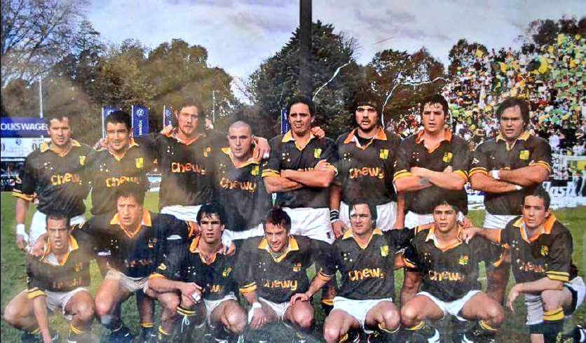clublostilos's tweet photo. Hace 15 años la Primera disputaba la Semifinal del torneo de la URBA y seis días antes la M22 festejaba un nuevo campeonato. #SomosTodos https://t.co/FX5gL6DUsS