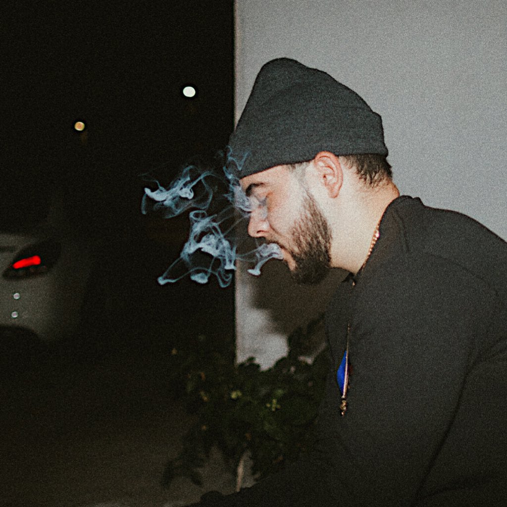 Apollo7Ven's tweet image. #NewProfilePic