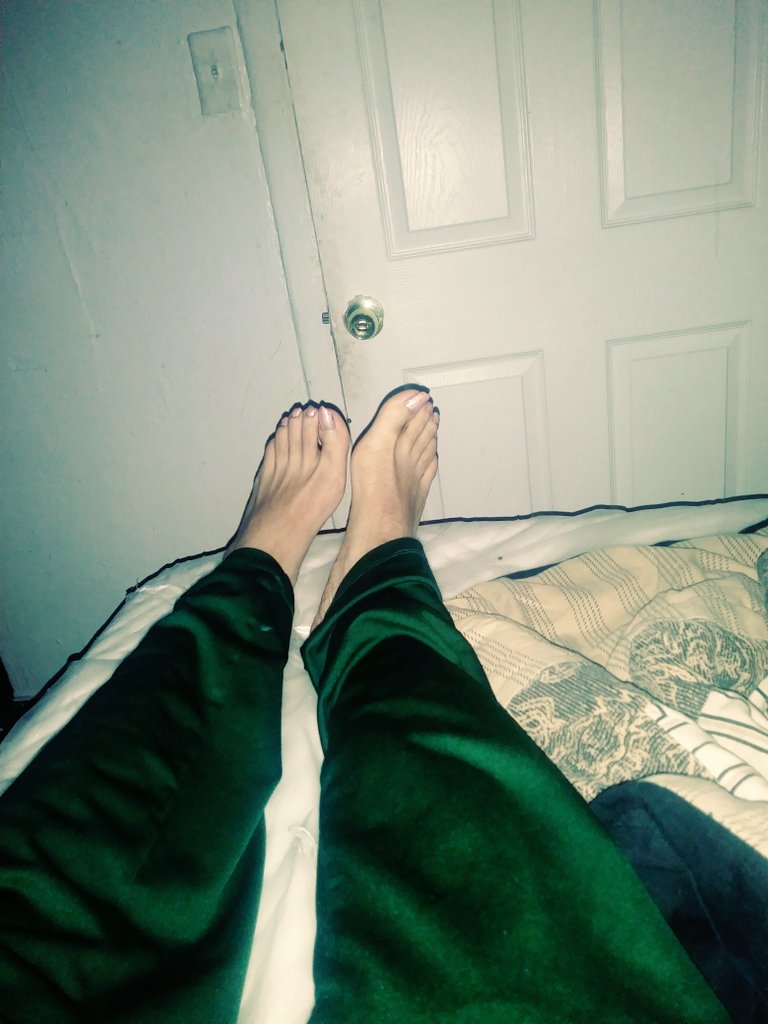 Topeka00000's tweet photo. Watching you https://t.co/Vu1CWAlnRA