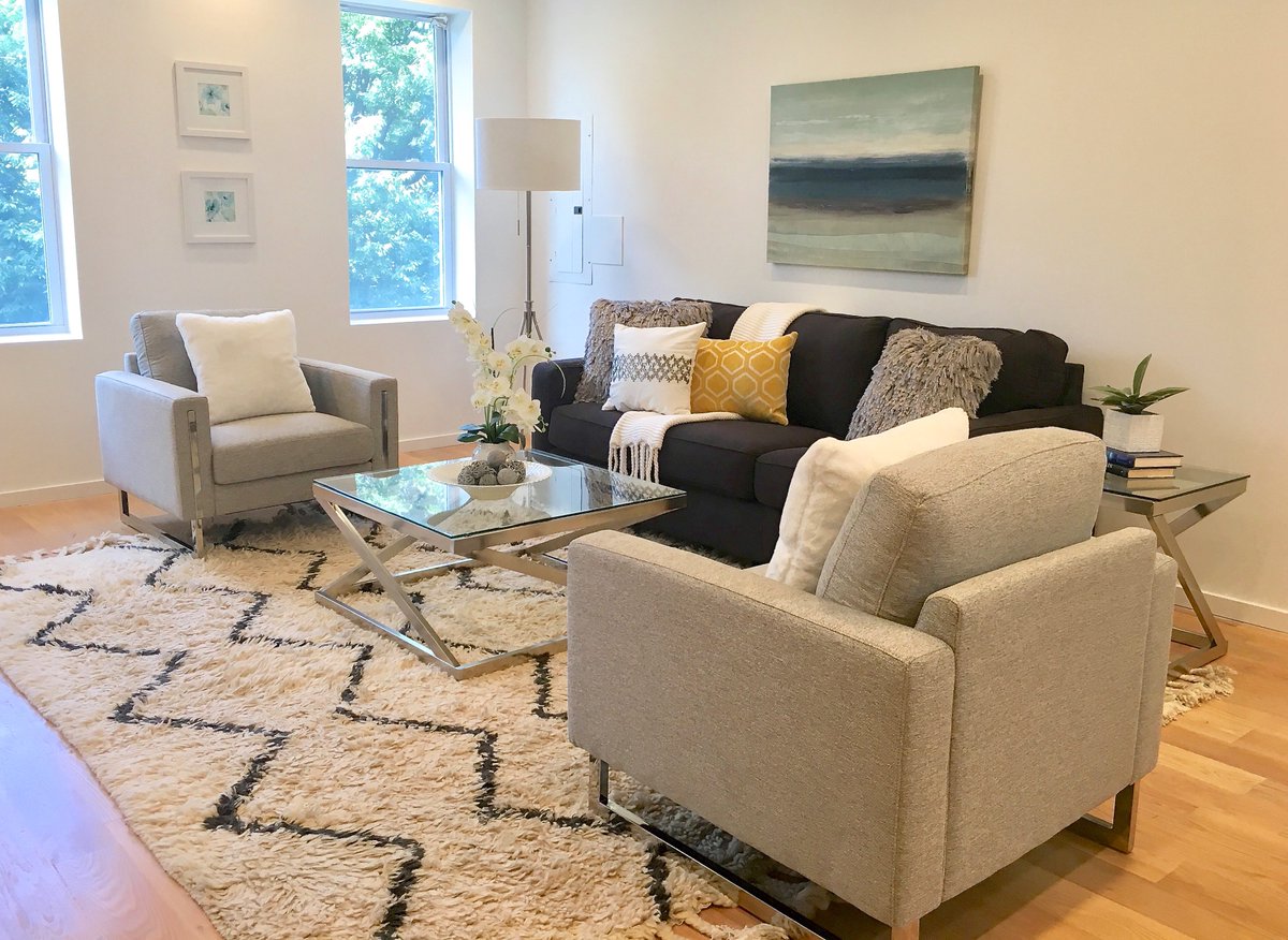 walltowallhs's tweet photo. Another #staging completed! Check it out here https://t.co/quyrk5BpCm #homestaging #realestate #washingtondc #dc #stagingsells https://t.co/GeVvkatalL