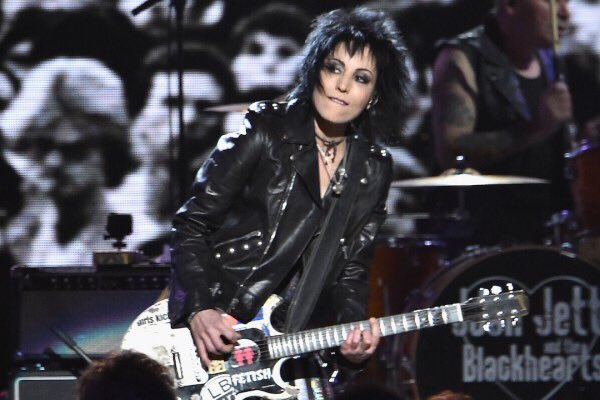 Good morning everyone    joan jett happy birthday do you wanna touch me  (oh! yeah!) 