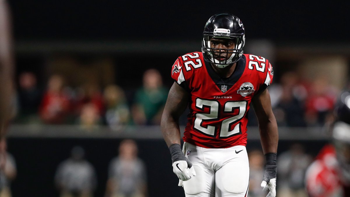 AtlantaFalcons's tweet photo. Strength. Power. Resiliency. 

#InBrotherhood https://t.co/XpQ03Ibd2u