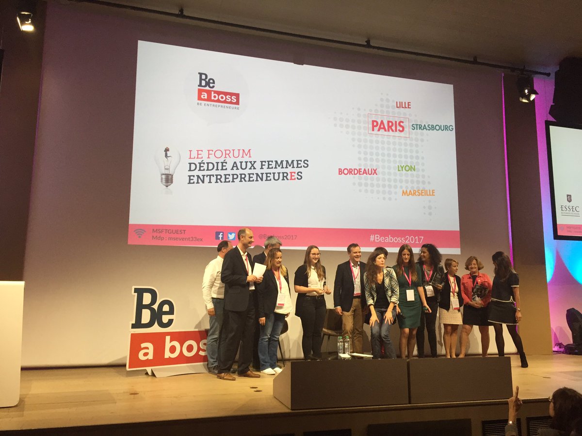 FashionLabParis's tweet photo. #photo de clôture pour les awards #Beaboss2017 belle fin ! https://t.co/Bz0yBVPAmb