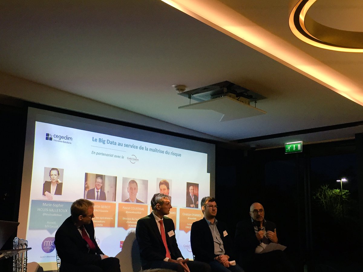 @coyarbide donne la définition du Big Data pour les assureurs #DigitActiv #bigdata #assurance