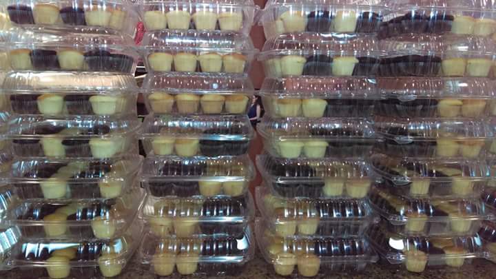 origcupcakery's tweet photo. 3000 cupcakes..... https://t.co/2ZBTEkFJXd