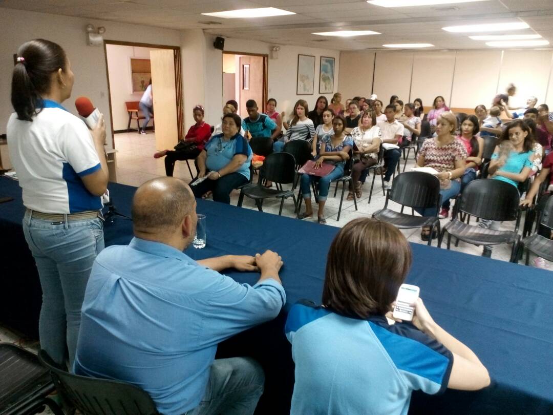 Encuentro c/ estudiantes asignados <a href="/opsuoficial/">Opsu Oficial</a> en <a href="/uney_oficial/">UNEY</a> para su formación en #Turismo en <a href="/PNFTurismo_uney/">TURISMO UNEY</a>