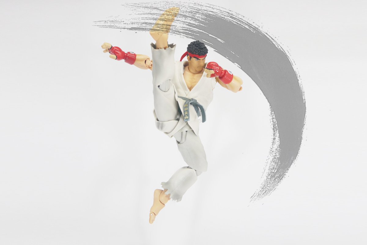 Deathroll Twitter પર リュウめっちゃ動かせるわ まさかジェノサイドカッターが見事に再現できるとは 久々のスト４風墨エフェクトも フィギュアーツ写真部 ストリートファイター