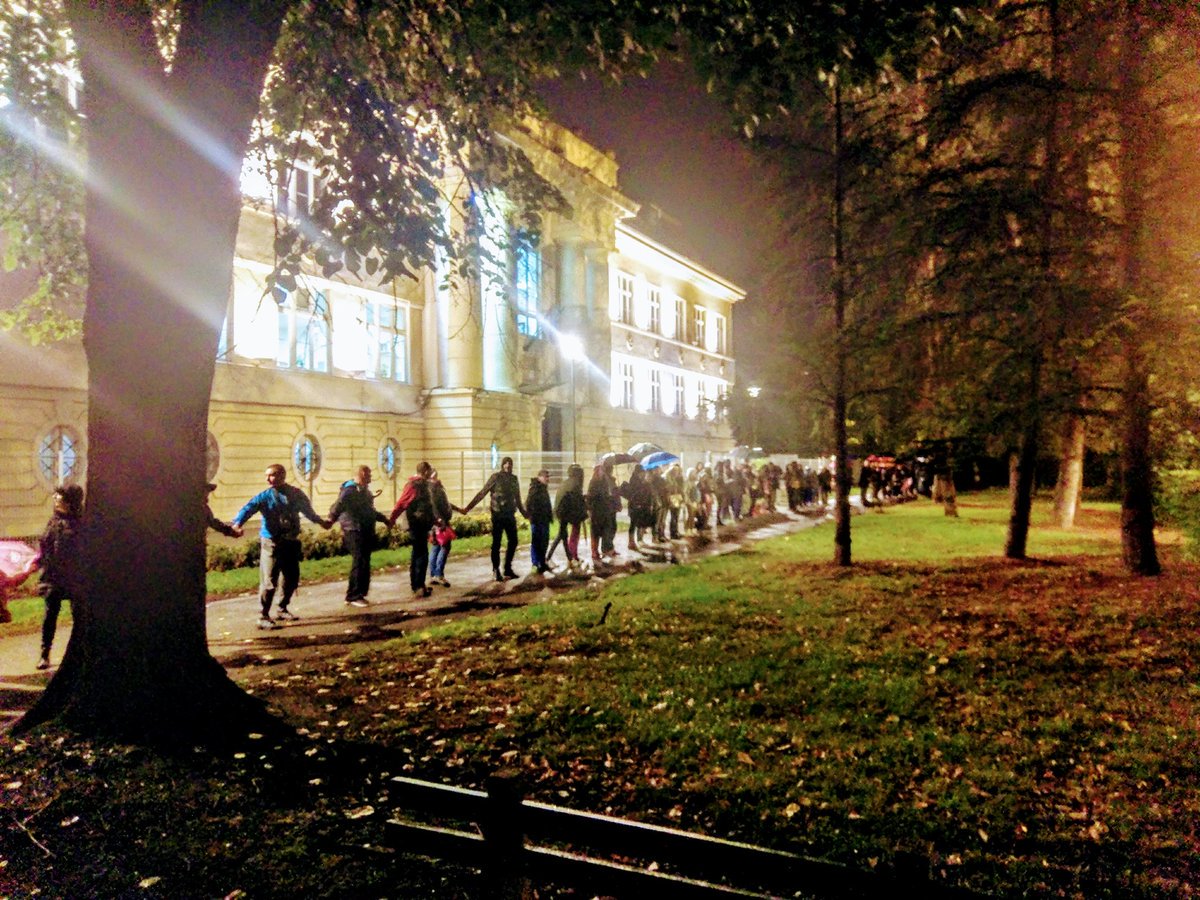 OVO je PRAVA SRBIJA ! DKRRhjVXUAE5IcR