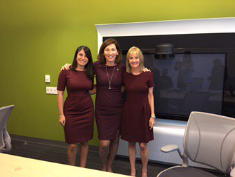 TheresaM__'s tweet image. Apparently maroon is the new black #lovemyteam