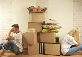 EnterPropUK's tweet photo. Moving Home: Avergage cost jumps by 6% in a year | Property Reporter https://t.co/d8745Y0ZAg https://t.co/678MR3I5WJ