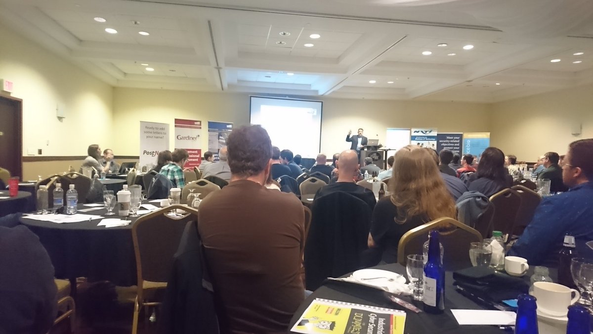 TLCode's tweet photo. Jon Anderson @ #bsidesstjohns.  The last time I saw him do a talk was when we were in grade 6! https://t.co/iuzSFIVKgg