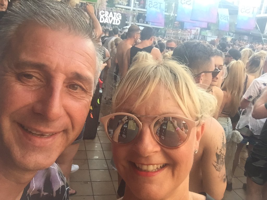 GaynaGrantham's tweet photo. @CraigDavid @TS5 @ibizarocks surprised my husband for 23rd wedding anniversary oldest swingers in town a short break  at @ibizarocks  @CraigDavid fantastic surprise 👍 https://t.co/Ukxvrimp66