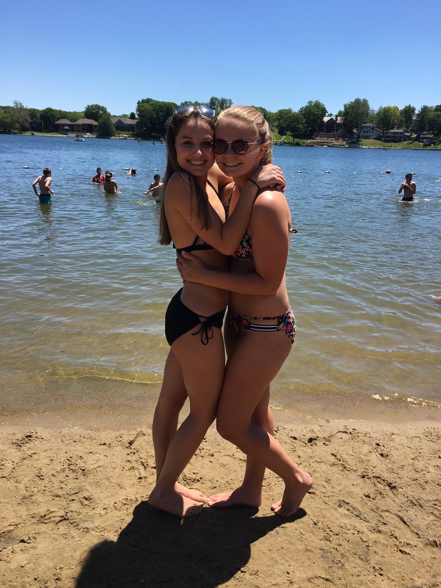 eepint's tweet photo. happy birthday to my life long sister🎉🎉 so thankful to have you in my life, wouldn't be where I am today w/o you💕 love you long time girly https://t.co/fiUoy3Yw7V