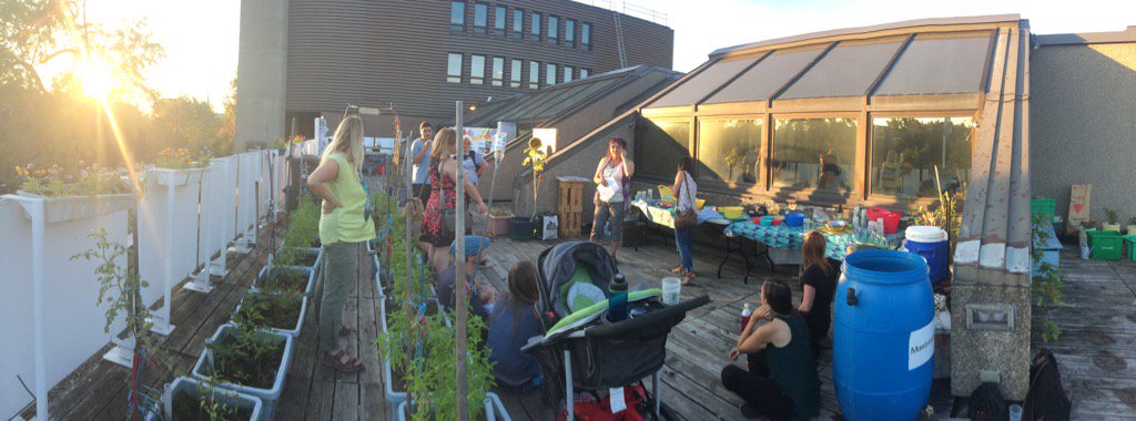 Superbe coucher du soleil à notre fête des #récoltes #villeray