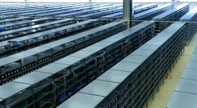bitcoinagile's tweet photo. Are Cryptocurrency Miners the Future For Pirate Sites? - https://t.co/h5qzk6TPyV #afeat #alluc https://t.co/iJc4LVWm34 https://t.co/SB7QgHQSS3
