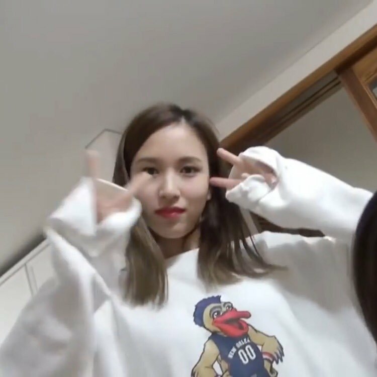 BERRYSOOYNG's tweet photo. i love nayeon and mina. so tempted to cc to them asdfghkl https://t.co/NvPnPxA4Jk