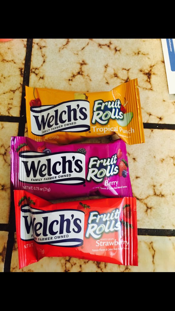 wcpunk4's tweet photo. @InfluensterVox @WelchsFruitSnck Amazing #flourishvoxbox #contest #fruitlsfirst #unrollthefun https://t.co/Rhu6M4kySb
