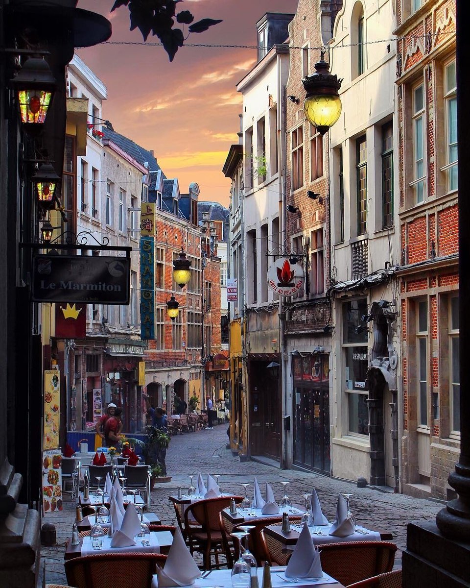 We Love Brussels On Twitter Summery Nights Are Back We Hope You Re All Enjoying Brussels Cool Photo By Butnomatter Theroadislife Brussel Bruxelles Https T Co Uq4hwwxuht