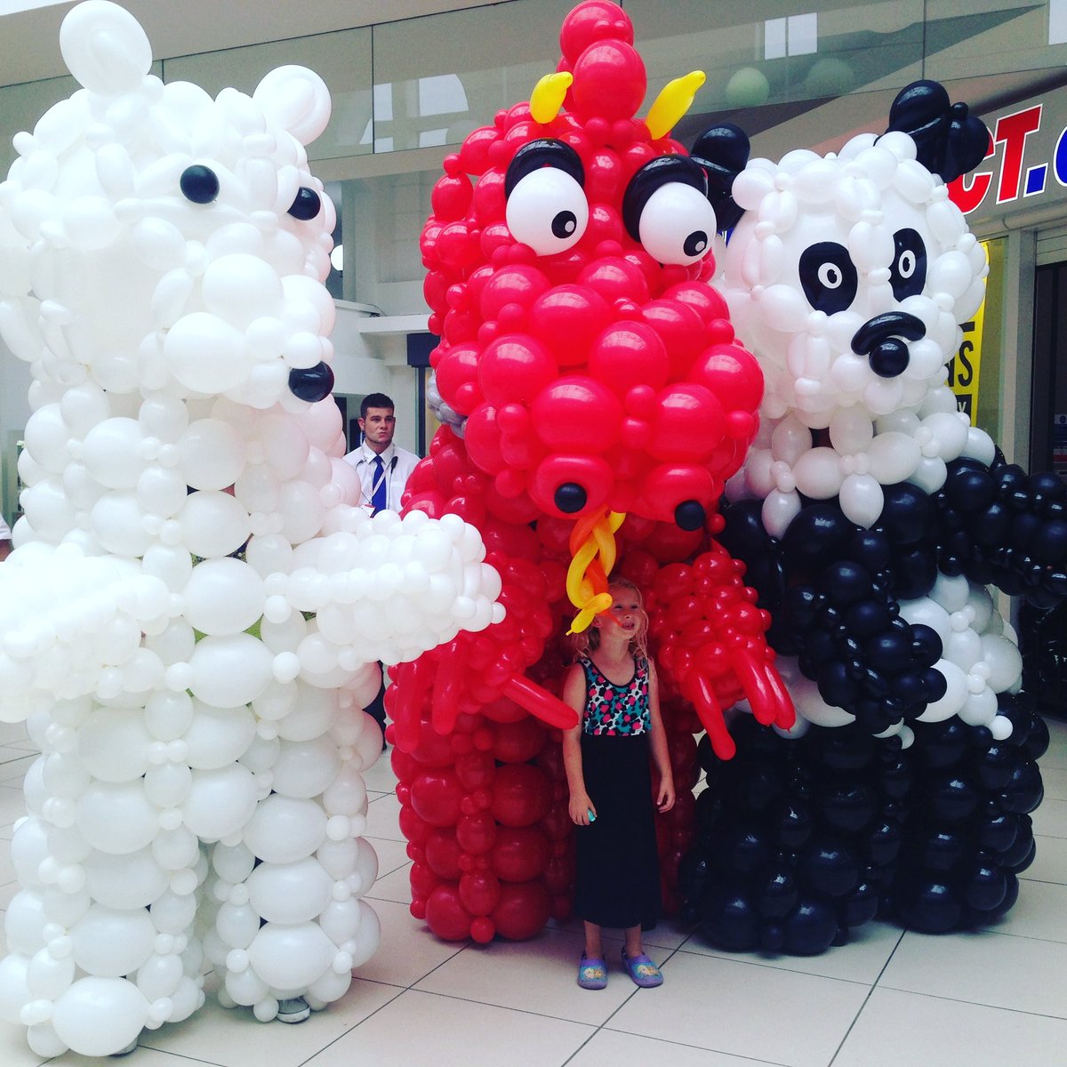 #flashback #balloons #costumes #Glasgow #balloonartist #RainbowTwisters #panda #dragon #polarbear #scotland #corporateevents #shoppingcentre