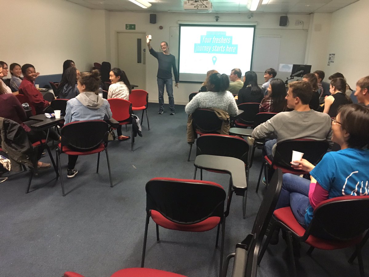 GuysCU's tweet image. We had such a great time at our grub crawl event tonight! We've still got some more events and would love to see you! #kclfreshersweek