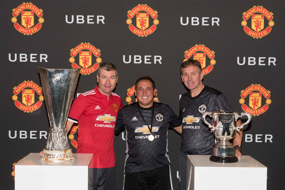 tony__dee's tweet photo. #Mufc #ManchesterUnited #bryanrobson #denisirwin #aontrainingcomplex @ManUtd @bryanrobson @UtdBeforeFergie @alankeegan1 #CaptainMarvel https://t.co/4Dw7IE1J1M