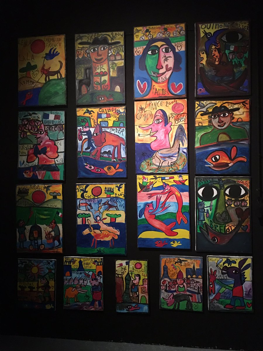 alainhoupert's tweet photo. #Paris : Vernissage de l'exposition de la collection de mon ami Alexandre Donnat. Je n'ai jamais vu autant de #Jaber ! https://t.co/pJ4z6IvqCc