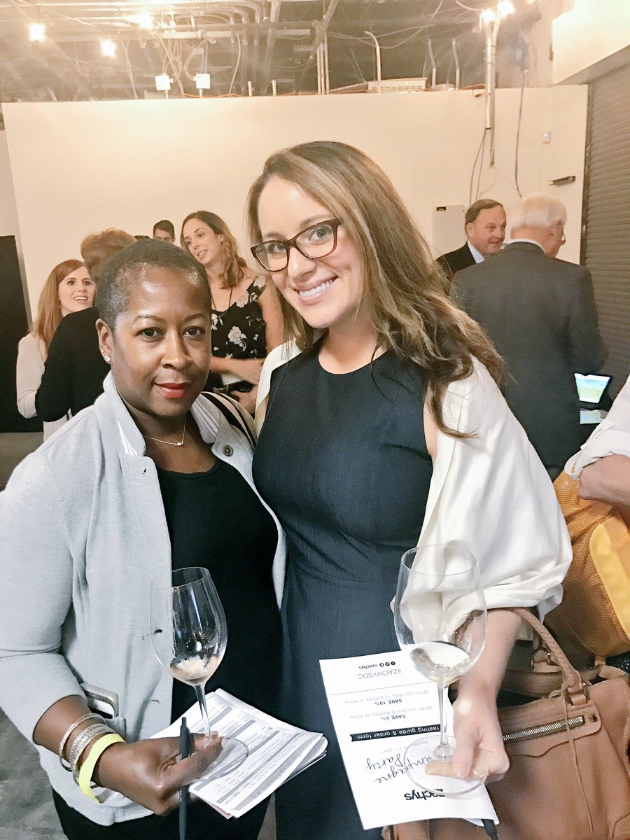 Loved seeing <a href="/JuliaConey/">Julia Coney</a> at the #champagne tasting <a href="/Zachys/">Zachys Wine & Liquor</a> tonight. Even if <a href="/m_r_marriott/">M Marriott</a> is her fave😉. Sipping 1995 <a href="/ChampagneLPUSA/">Laurent-Perrier USA</a>