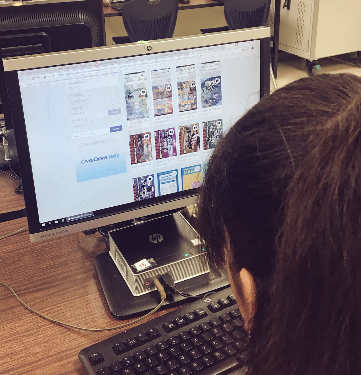 MsOyervides's tweet photo. After impromptu #booktalk on 'The Hate U Give' by @angiecthomas one of my Ss wanted to read it! #motivate #inspire #share #ELLs #NISDJones https://t.co/7BCpGRvN8r