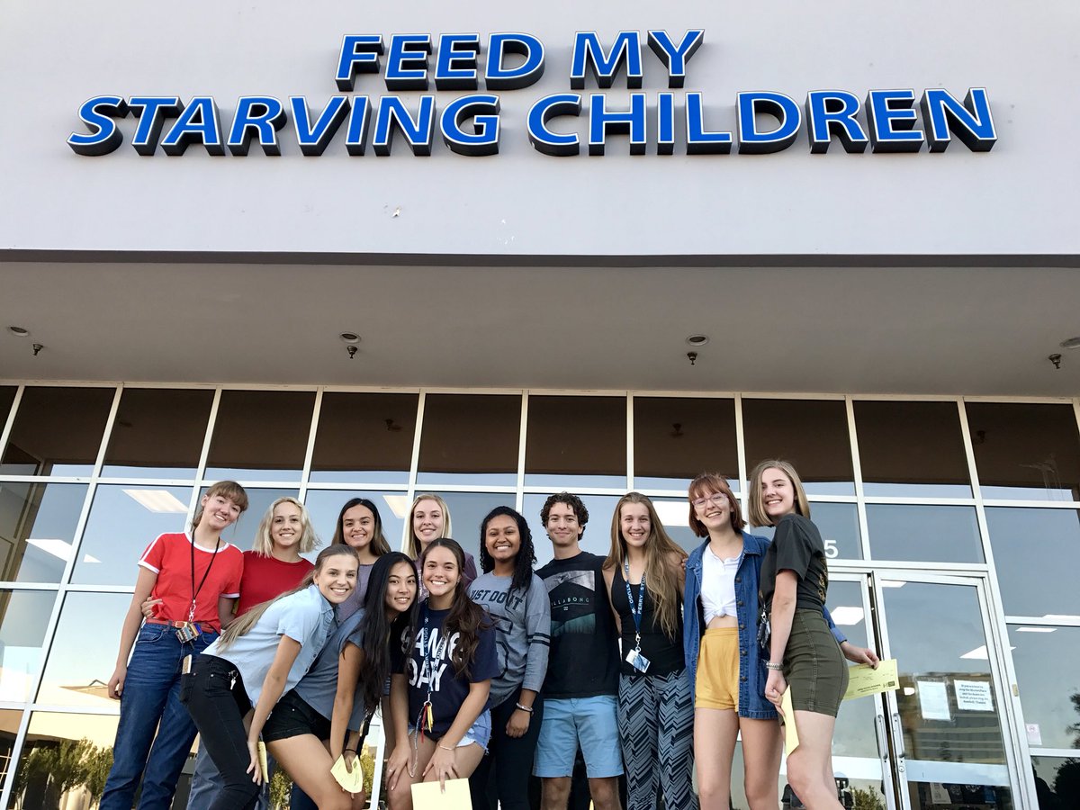 InteractPerry's tweet image. Interact volunteering to pack meals at Feed My Starving Children! @fmsc_org