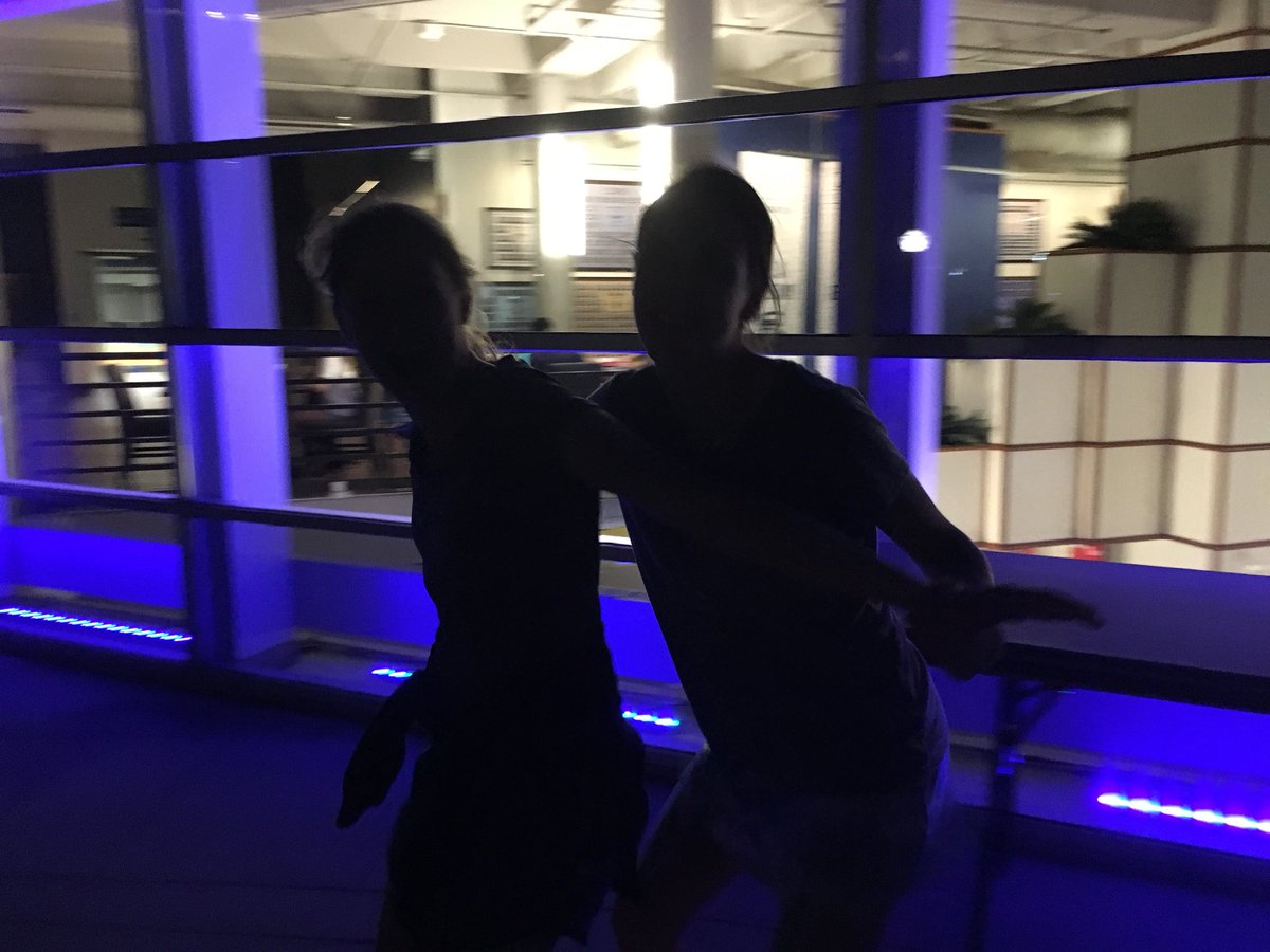 AditiGetsTweety's tweet photo. I’ll never let go Jack!!! #FBST2017 @creighton_SCSJ https://t.co/207p9z2v60