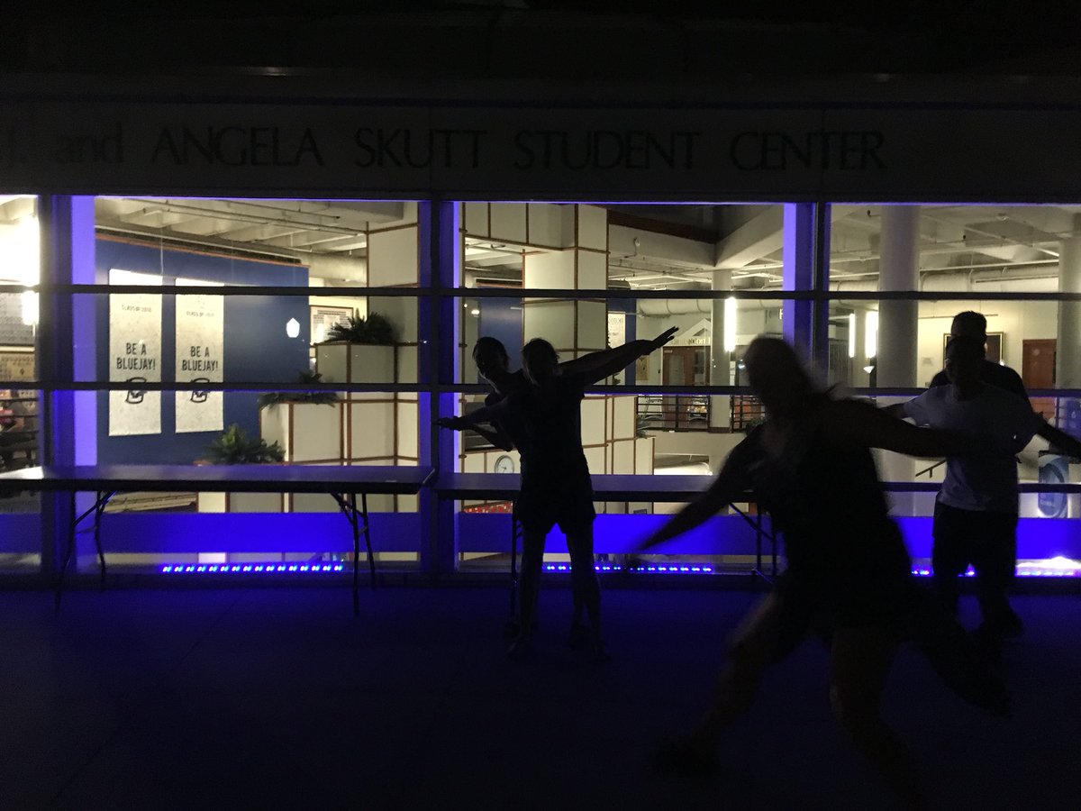 AditiGetsTweety's tweet photo. I’ll never let go Jack!!! #FBST2017 @creighton_SCSJ https://t.co/207p9z2v60