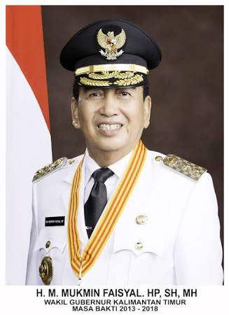 KukarUpdate's tweet photo. Innalillahi wa inna ilaihi rojiun. Telah meninggal dunia Wakil Gubernur KALTIM, Mukmin Faisyal, Jumat 22/9/2017 Jam 06.00 WIB di RSPAD, JKT https://t.co/hnW27HSlxu